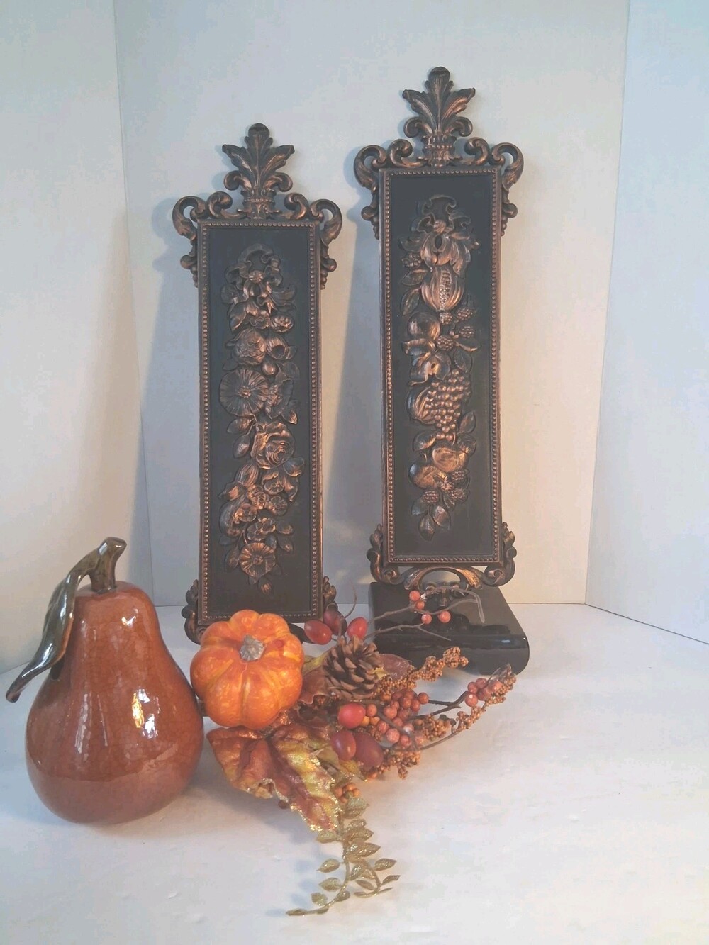 Vtg Pair Coppercraft Guild Syroco Wall Plaques; MCM Fruit/Floral 3D; Stamped